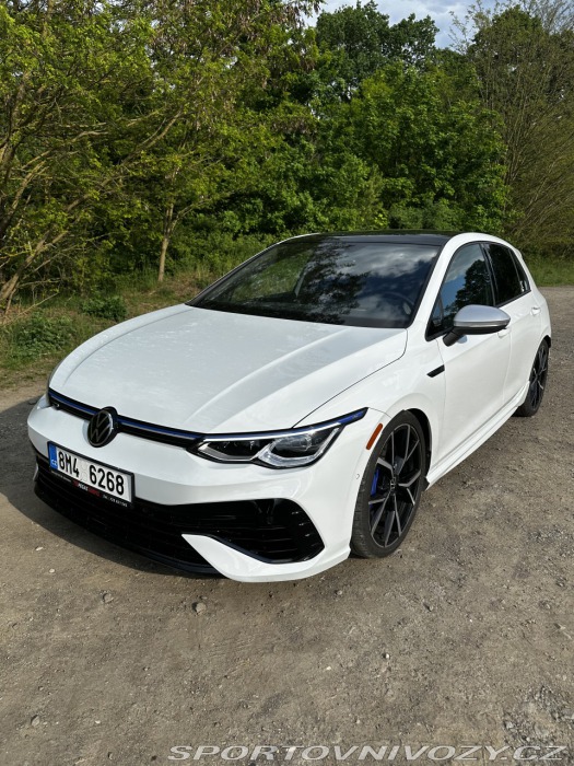 Volkswagen Golf R-performance manual