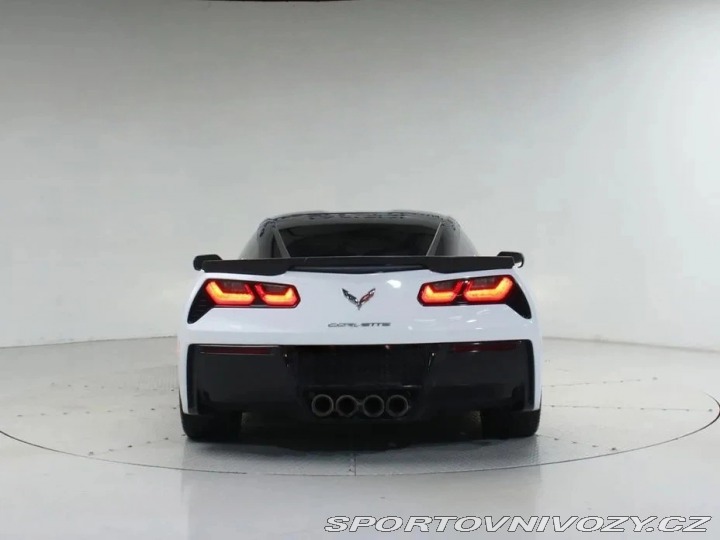 Chevrolet Corvette C7 Stingray 2016