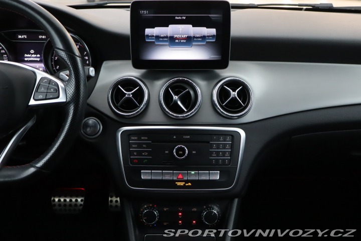 Mercedes-Benz CLA 200 2017