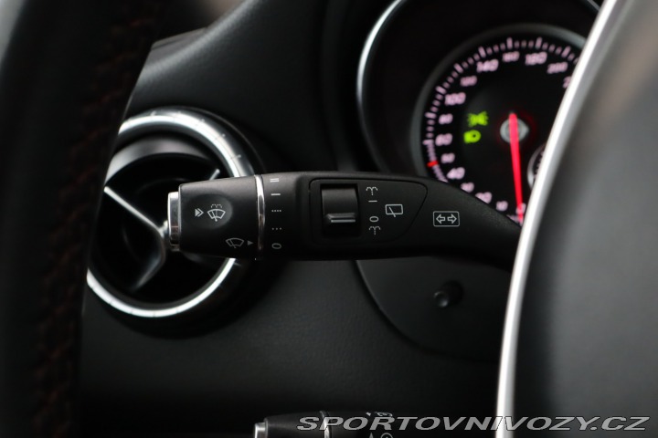 Mercedes-Benz CLA 200 2017