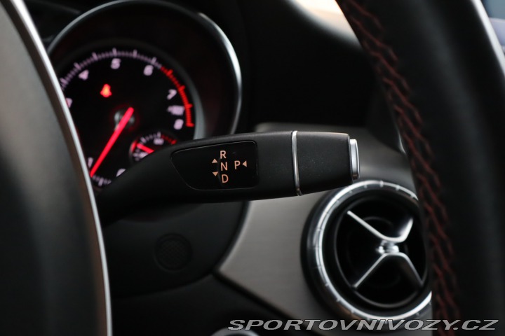 Mercedes-Benz CLA 200 2017