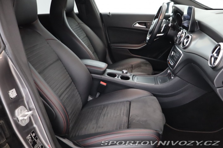 Mercedes-Benz CLA 200 2017