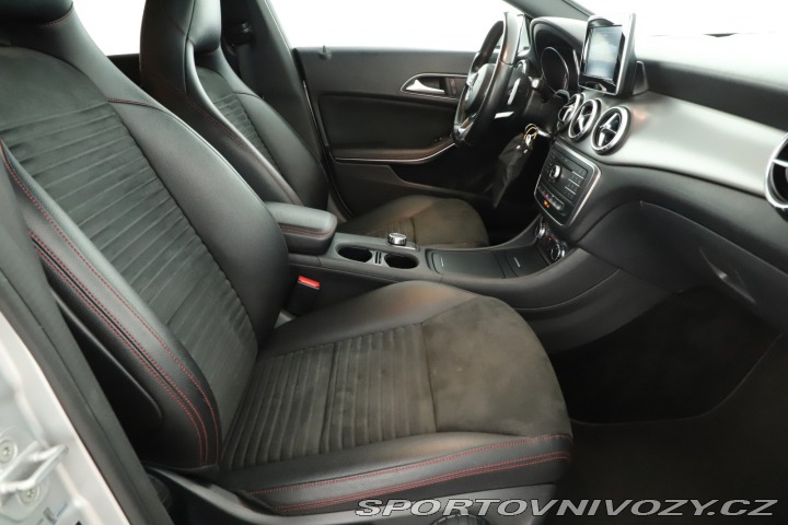 Mercedes-Benz CLA AMG Paket 200 2016