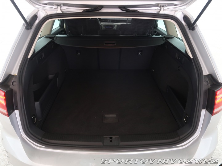 Volkswagen Ostatní modely Passat Comfortline 2.0 BiTDI 2015
