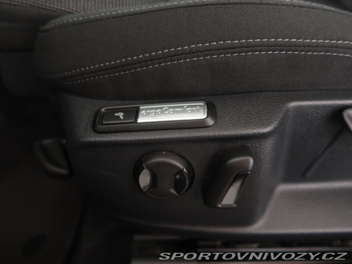 Volkswagen Ostatní modely Passat Comfortline 2.0 BiTDI 2015