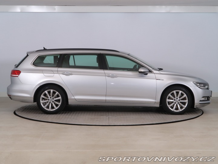 Volkswagen Ostatní modely Passat Comfortline 2.0 BiTDI 2015