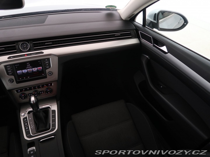 Volkswagen Ostatní modely Passat Comfortline 2.0 BiTDI 2015