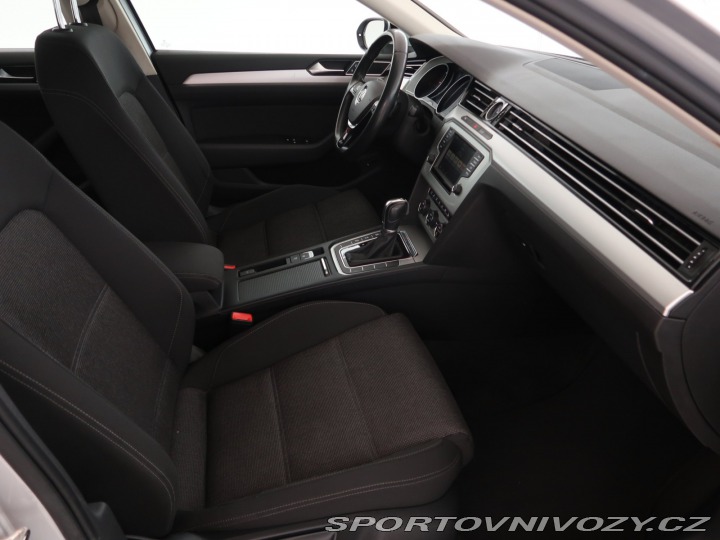 Volkswagen Ostatní modely Passat Comfortline 2.0 BiTDI 2015