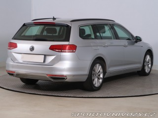 Volkswagen Ostatní modely Passat Comfortline 2.0 BiTDI 2015