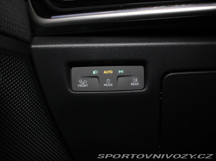 Škoda Superb 1,5 TSI m-HEV Sportline 5 2025