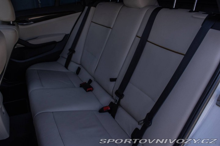 BMW X1 xDrive 23d / Overené KM 2009