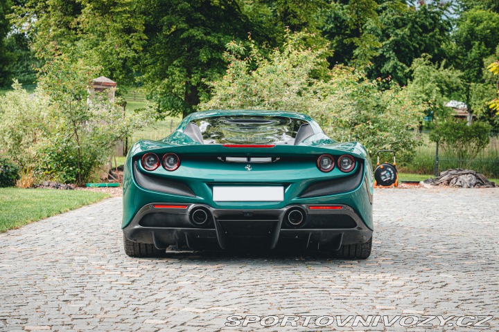 Ferrari F8 Tributo Special Tailor M 2022