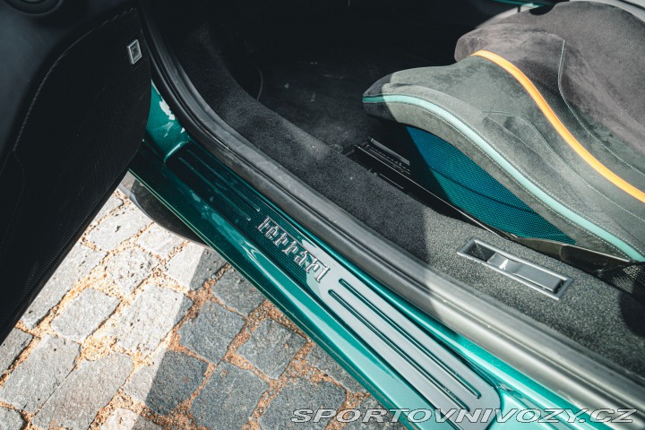 Ferrari F8 Tributo Special Tailor M 2022