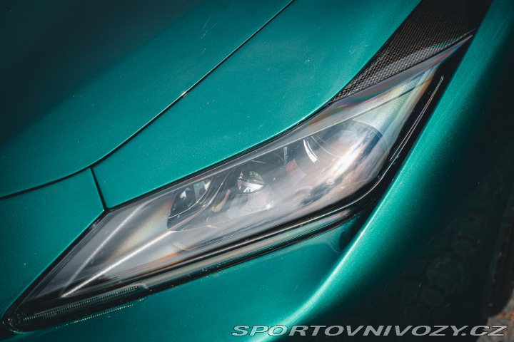 Ferrari F8 Tributo Special Tailor M 2022