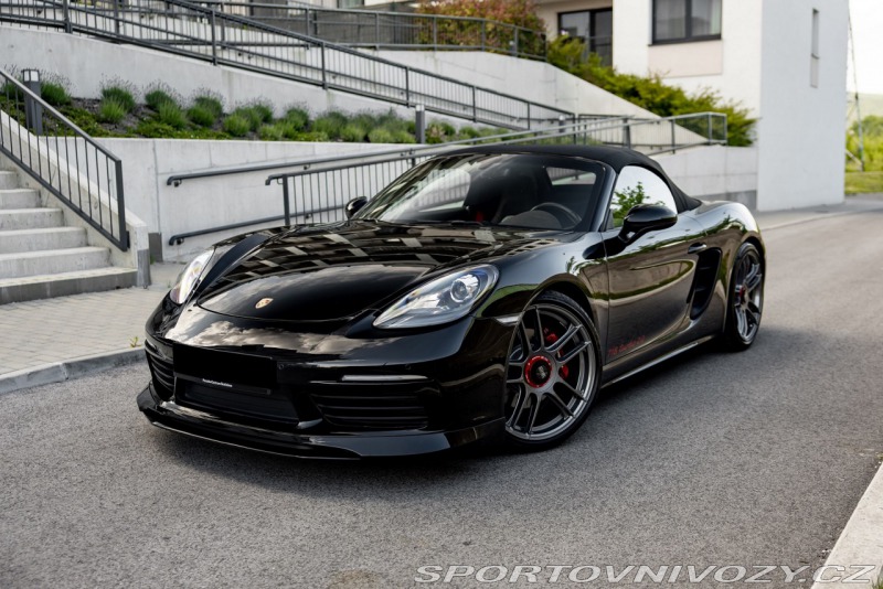 Porsche 718 Boxster 718 220kW300HP M6