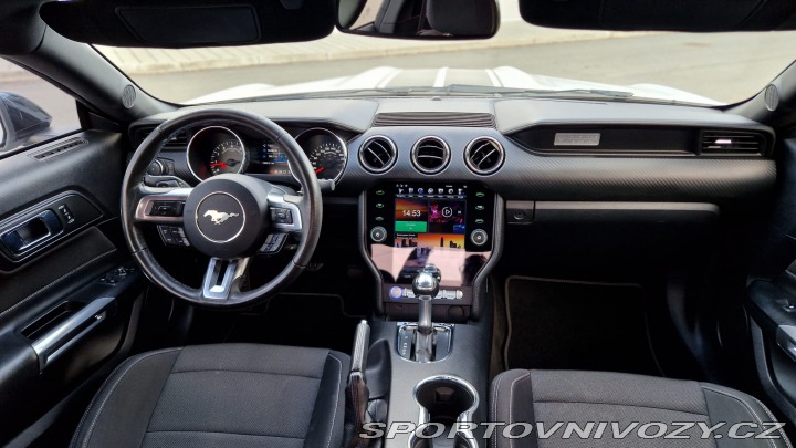 Ford Mustang Ford Mustang 3.7 V6 ROUSH 2015