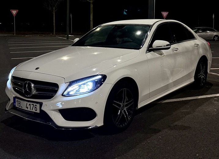 Mercedes-Benz C C200