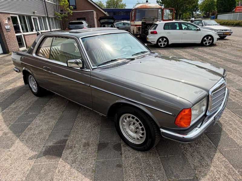 Mercedes-Benz Ostatní modely 280 W123