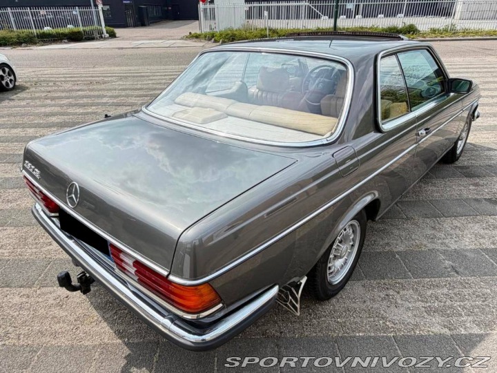 Mercedes-Benz Ostatní modely 280 W123 1977