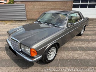 Mercedes-Benz Ostatní modely 280 W123 1977