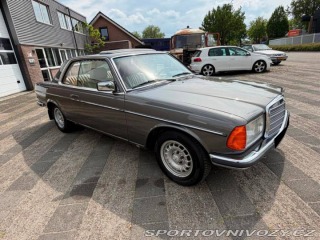 Mercedes-Benz Ostatní modely 280 W123 1977