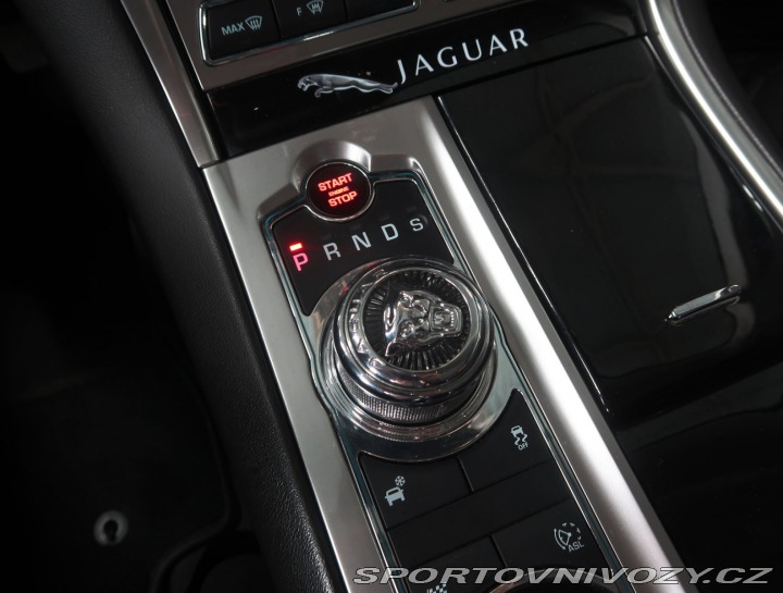 Jaguar XF 3.0 D 2015