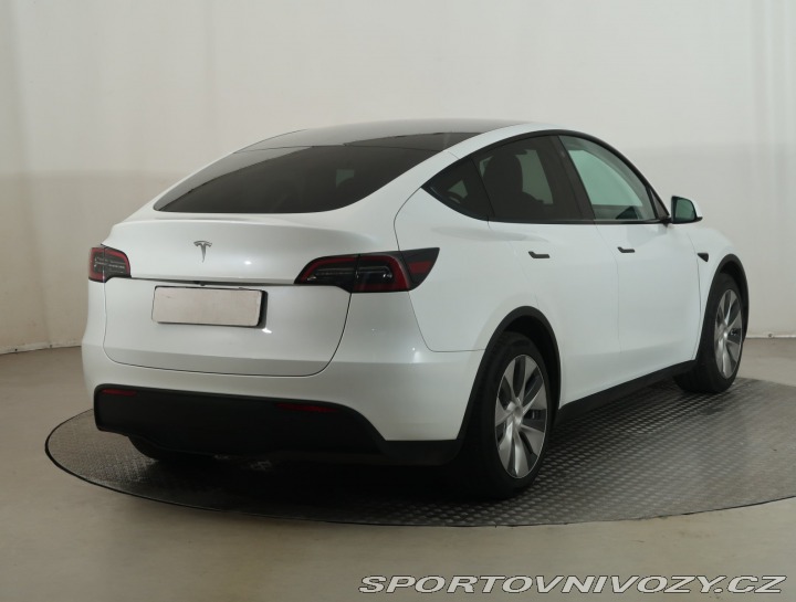 Tesla Model Y RWD LFP 60kWh 2023