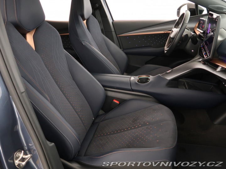 Cupra Tavascan 77 kWh 2025