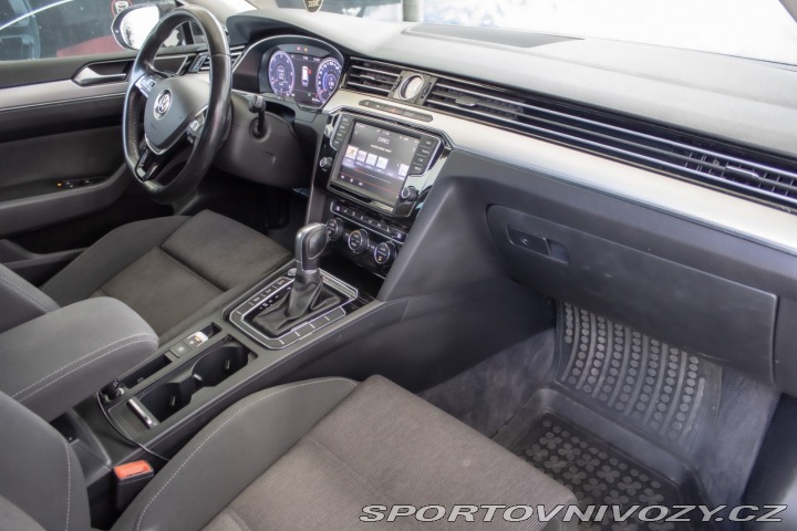 Volkswagen Ostatní modely Passat Variant Variant 2.0 BiTDI 240k B 2016