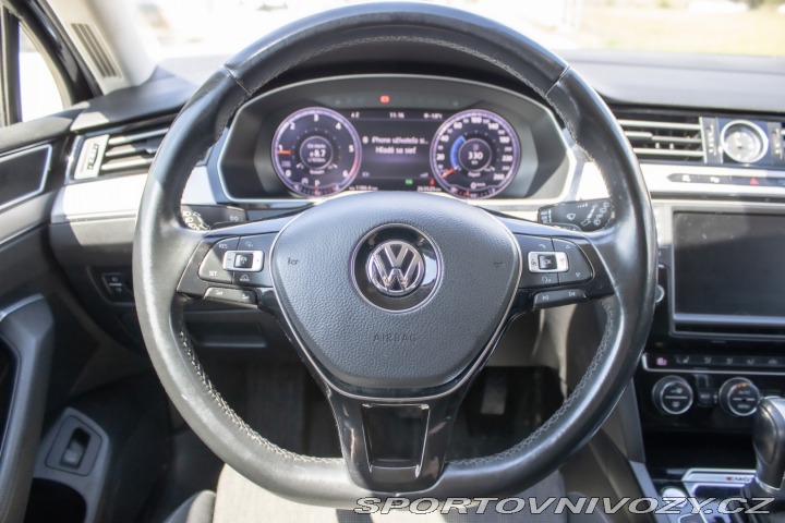 Volkswagen Ostatní modely Passat Variant Variant 2.0 BiTDI 240k B 2016