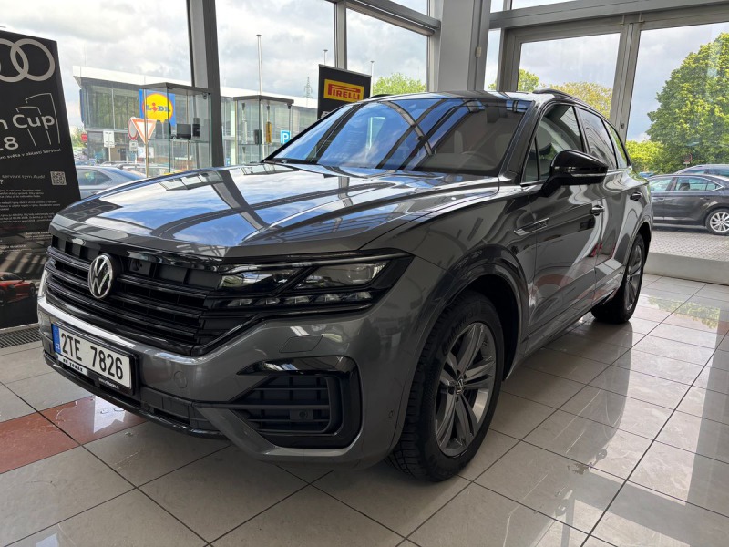 Volkswagen Ostatní modely Touareg R-line 210kW Tažné