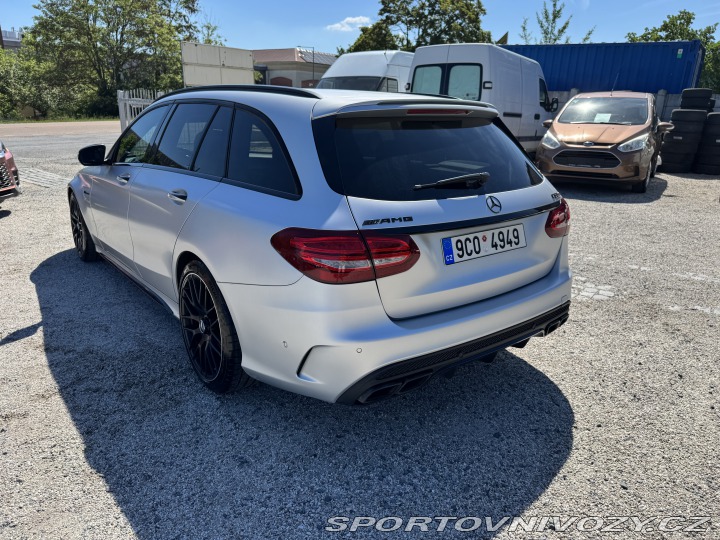 Mercedes-Benz C C63S AMG V8 Biturbo 2017