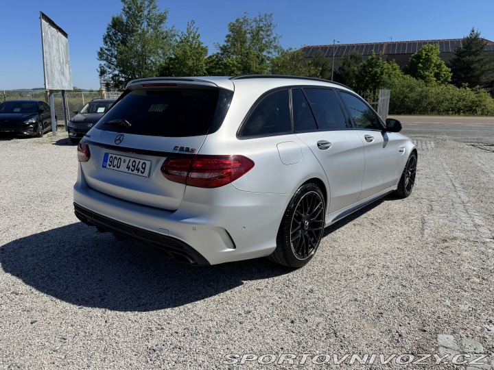 Mercedes-Benz C C63S AMG V8 Biturbo 2017