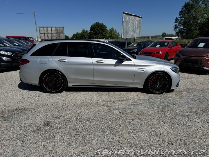Mercedes-Benz C C63S AMG V8 Biturbo 2017