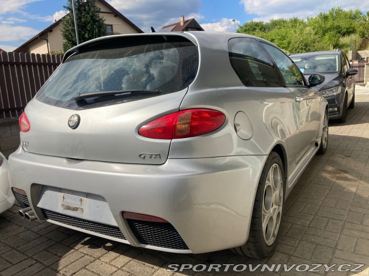 Alfa Romeo 147 GTA 2003