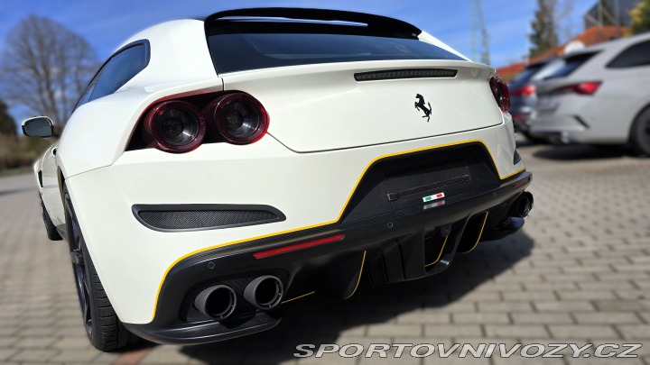 Ferrari GTC4Lusso 2019