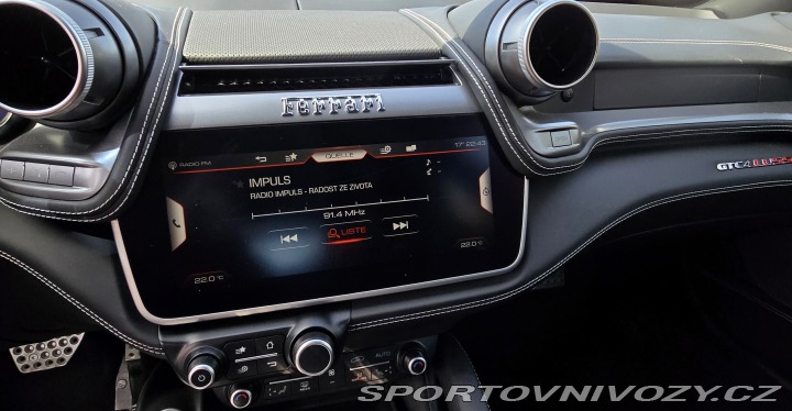 Ferrari GTC4Lusso 2019