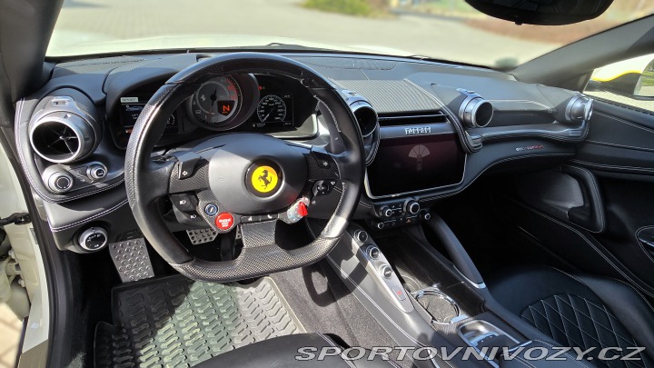 Ferrari GTC4Lusso 2019