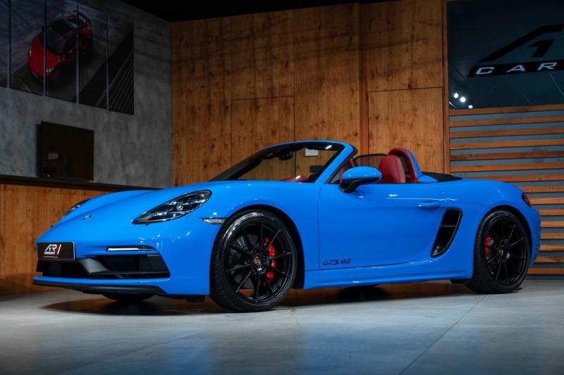 Porsche Boxster 