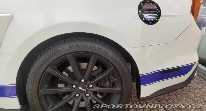 Ford Mustang 2,3 turbo Ecoboost 2015