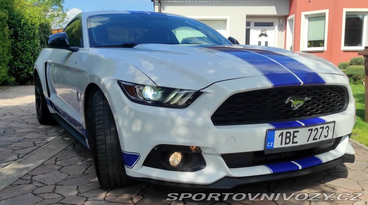Ford Mustang 2,3 turbo Ecoboost 2015