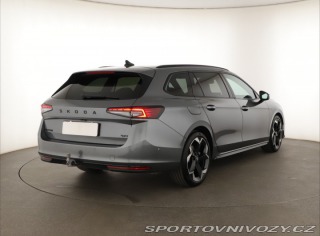 Škoda Superb Sportline 2.0 TSI 2025
