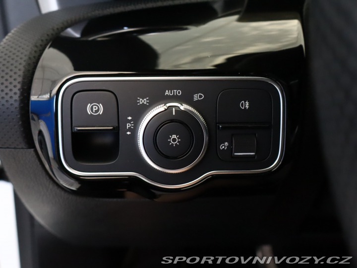 Mercedes-Benz CLA 200 2019