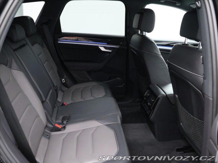 Volkswagen Ostatní modely Touareg 3,0 TSI 250 kW 4x4 CZ R-l 2019