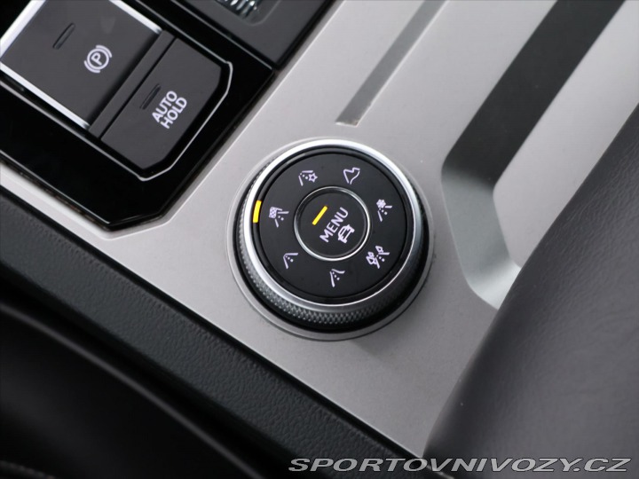 Volkswagen Ostatní modely Touareg 3,0 TSI 250 kW 4x4 CZ R-l 2019