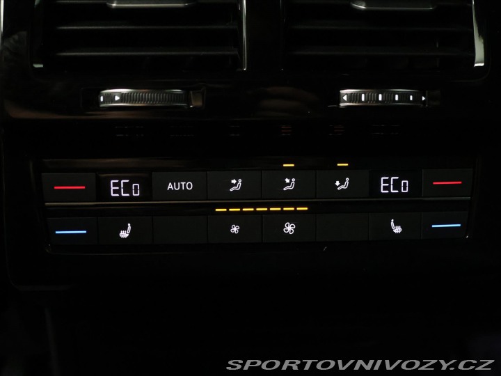 Volkswagen Ostatní modely Touareg 3,0 TSI 250 kW 4x4 CZ R-l 2019