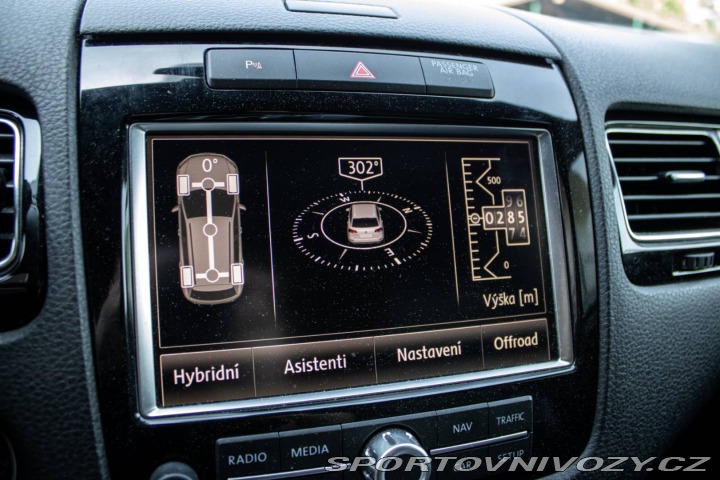 Volkswagen Ostatní modely Touareg 3.0 TSI Tiptronic / 245k 2012