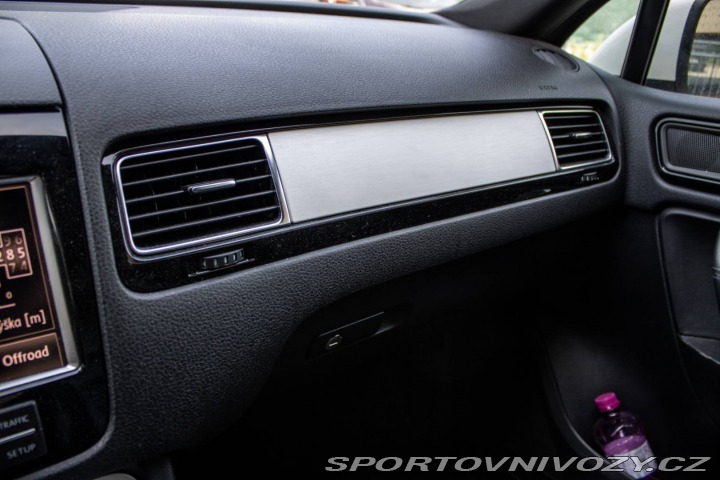 Volkswagen Ostatní modely Touareg 3.0 TSI Tiptronic / 245k 2012