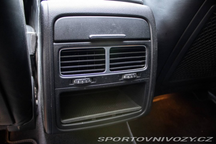 Volkswagen Ostatní modely Touareg 3.0 TSI Tiptronic / 245k 2012