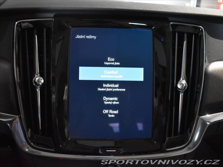Volvo V90 2,0 CC D5 PRO Bezklíč,Taž 2020